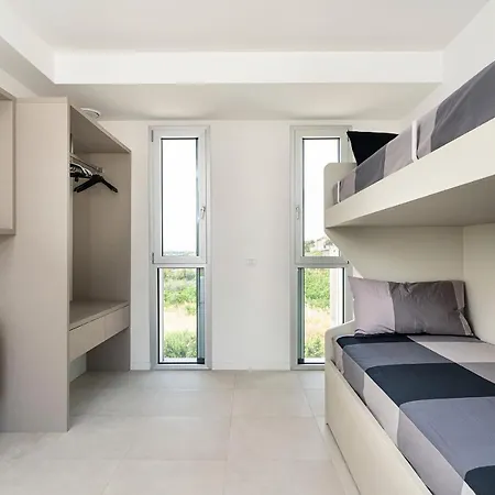 Anna 빌라 플렘미리오