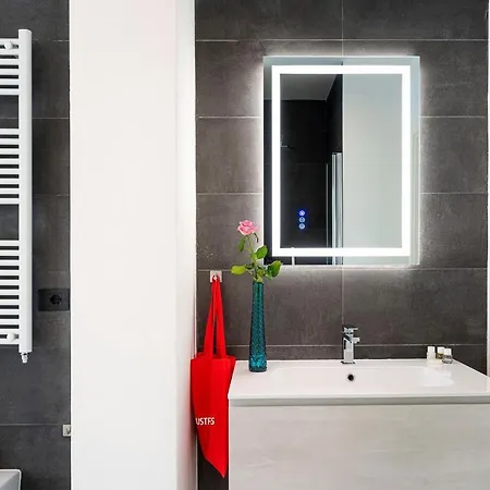 Anna 빌라 플렘미리오